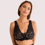 French Daina Chic Lace Bralette Gift Set for Luxe Occasions